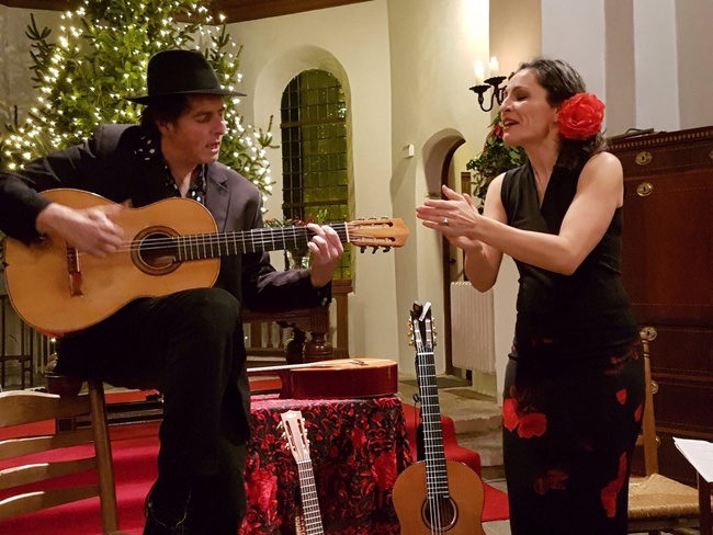 Monica Coronado & Manito - Spaans Kerstconcert in Schillertheater