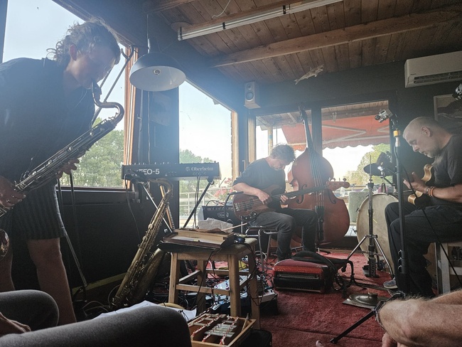 Bezhanijah Trio