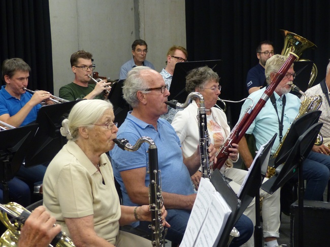 Het Edes Orkest duikt in de boekenkast