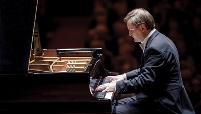 Pianist Misha Fomin speelt Beethoven, Schubert en Chopin