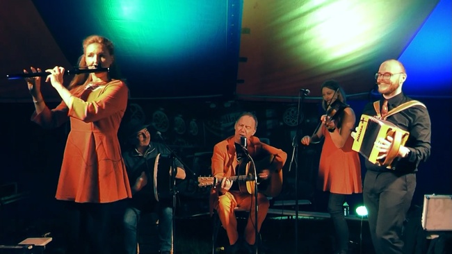 The Doggy Few in Muziekcafé De Lantaern