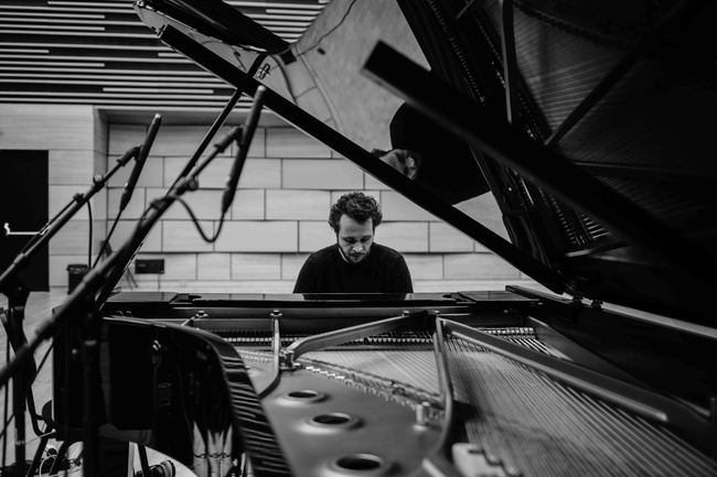 Frerick den Haan - Solo Piano