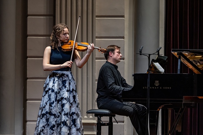 IHMS presenteert Dasha en Vital